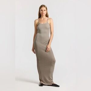 ARITZIA BABATON Taupe Maxi Dress XS